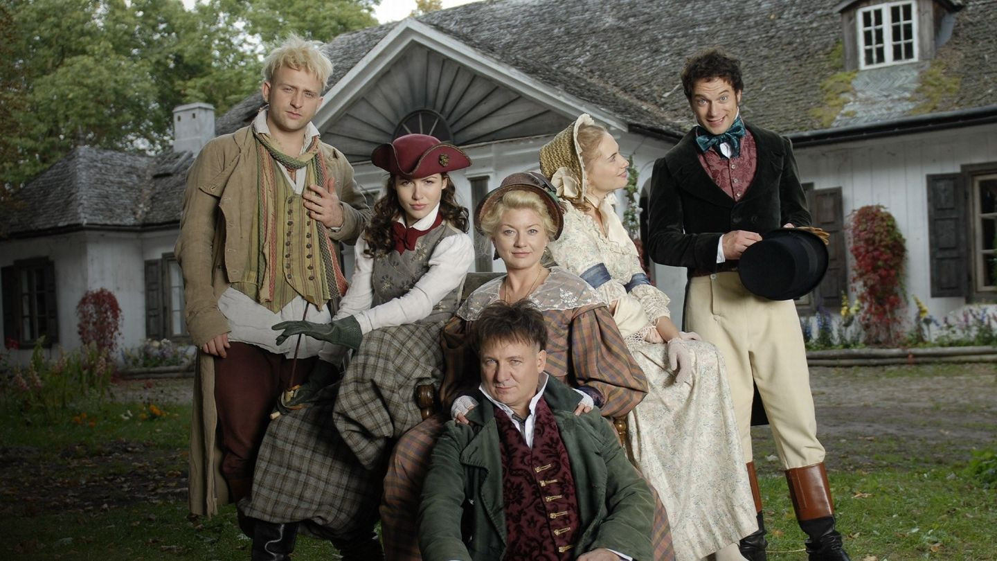 War of Love Background