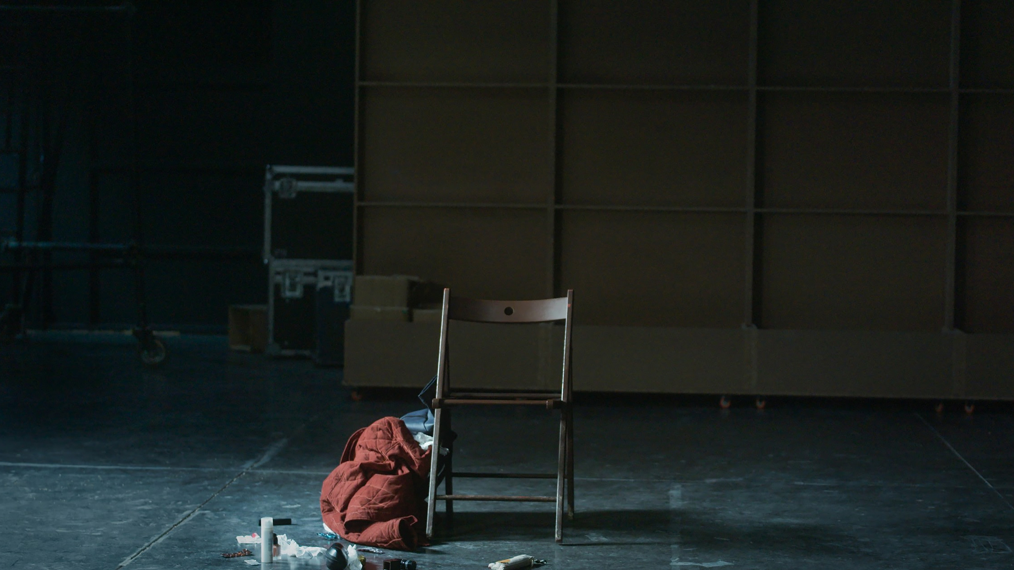 1001 Frames Background