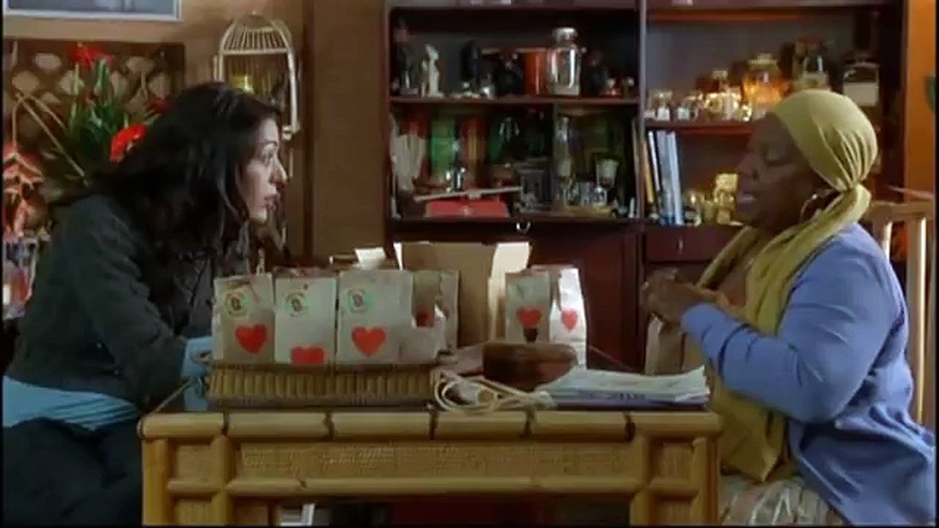 Aïcha : La grande débrouille Background