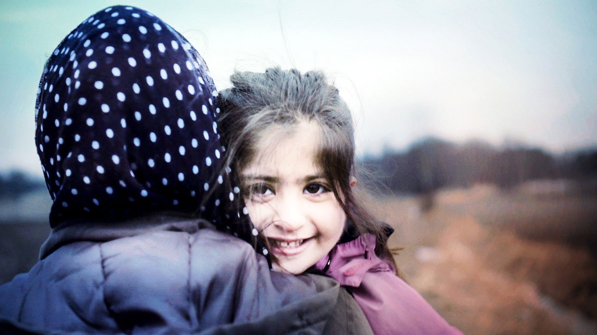 Tusen dagar i Sverige Background