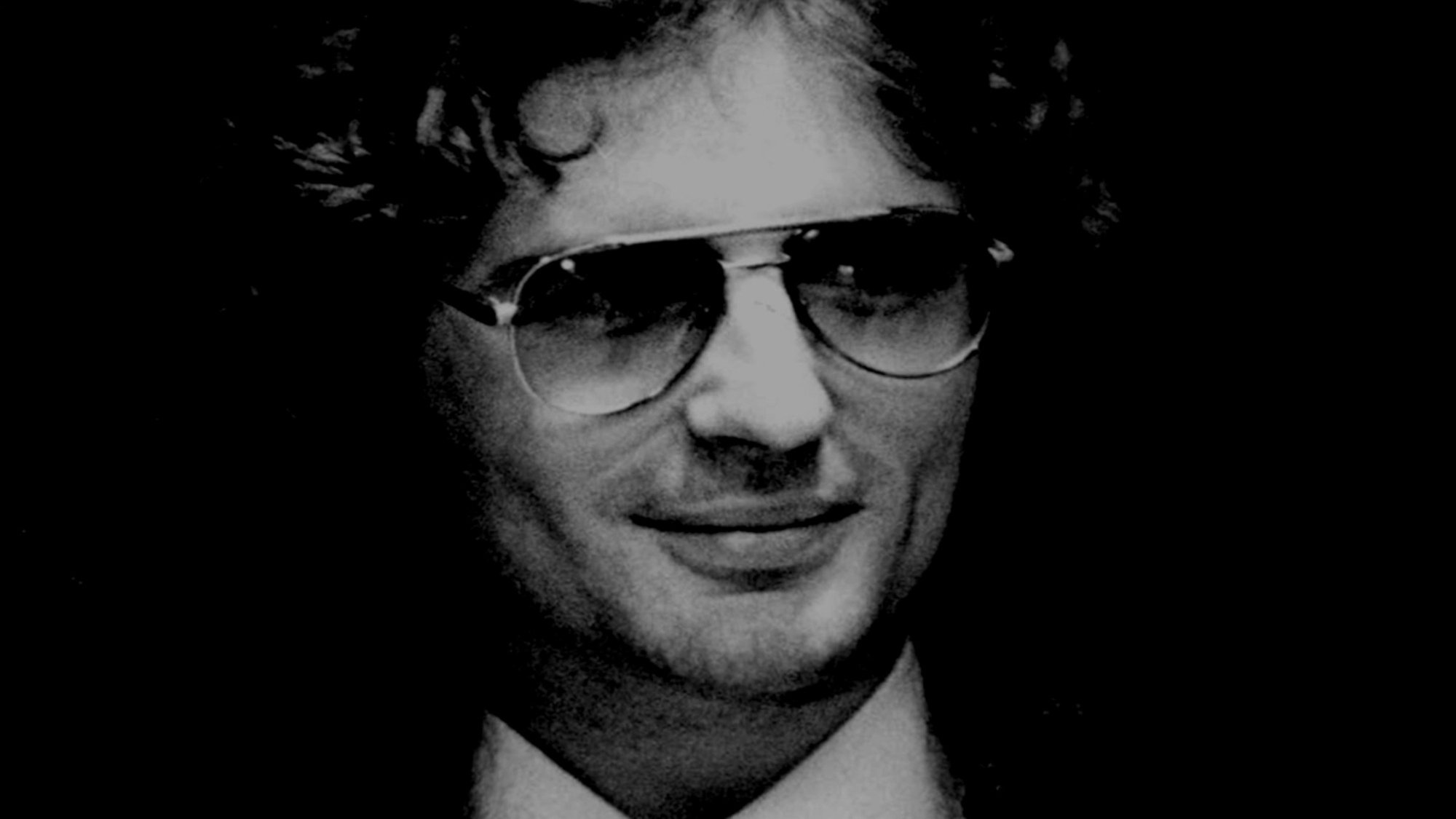 Waco: American Apocalypse Background