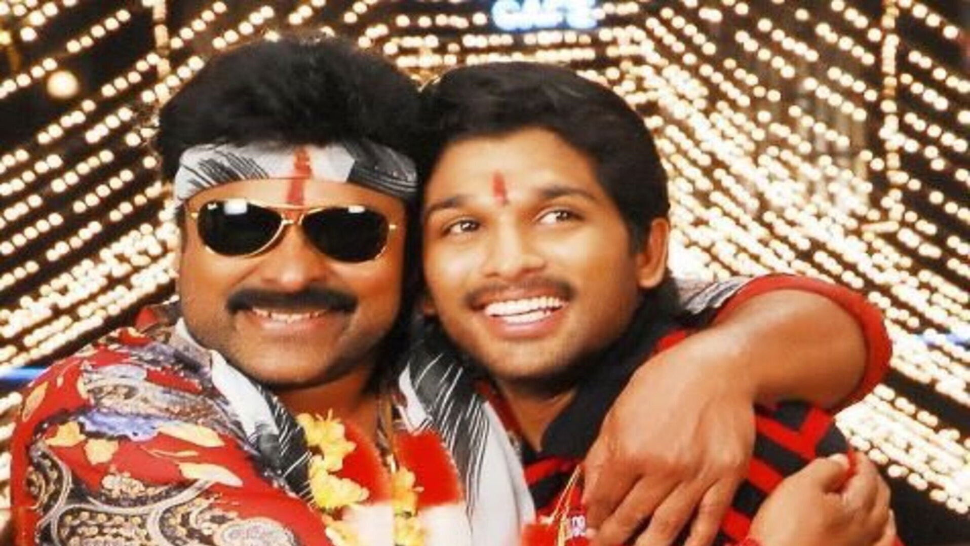 Shankar Dada Zindabad Background