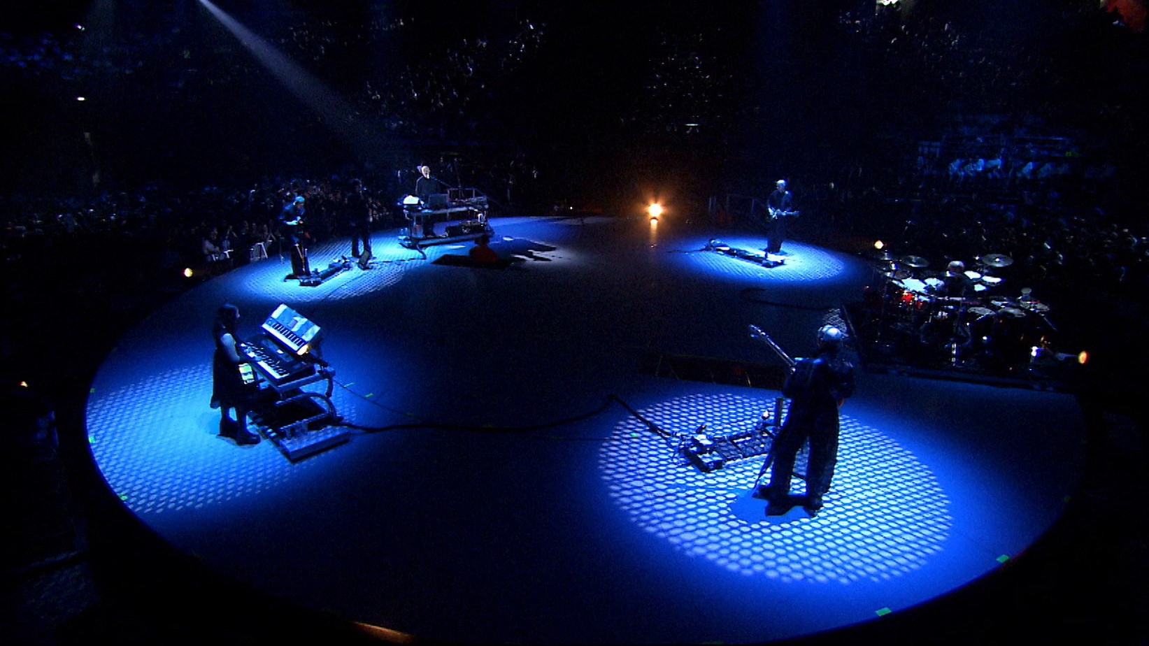 Peter Gabriel: Growing Up Live Background