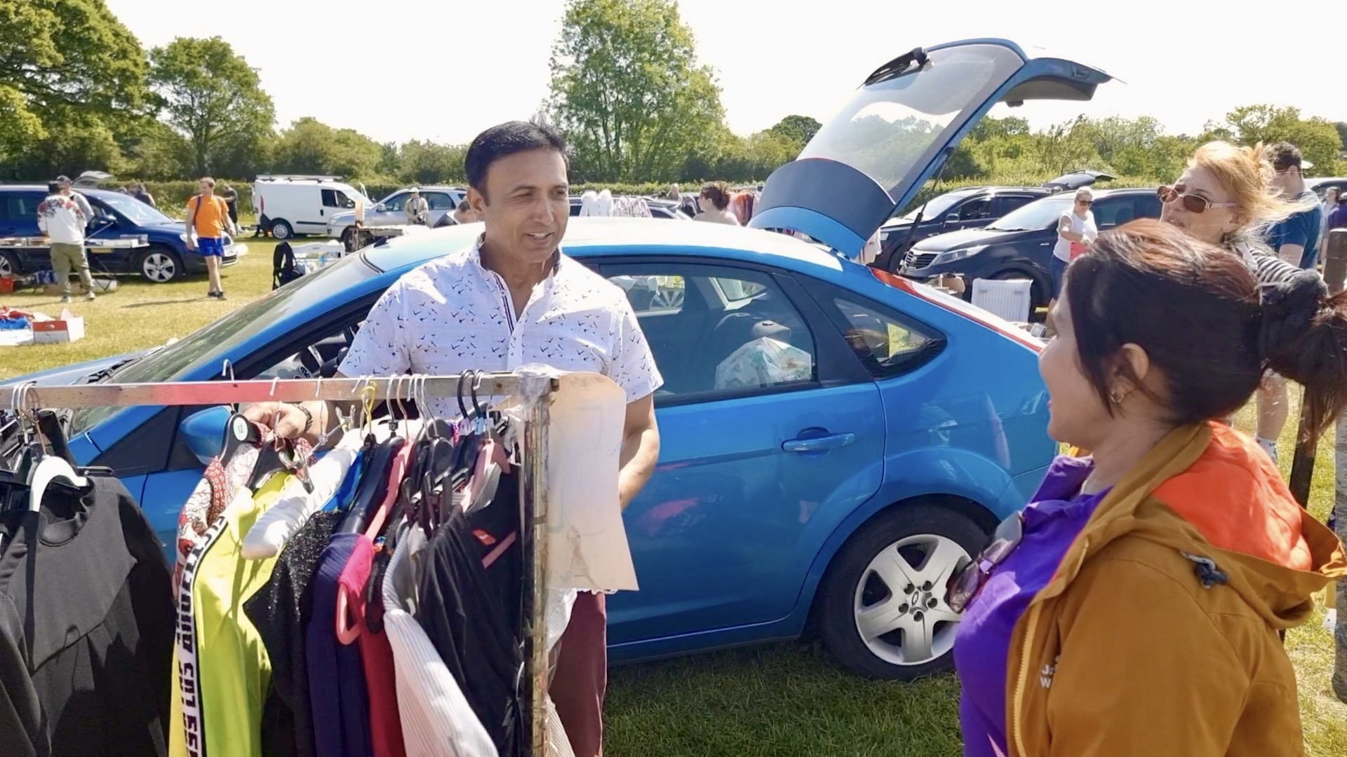 Bordon Sunday Market Background