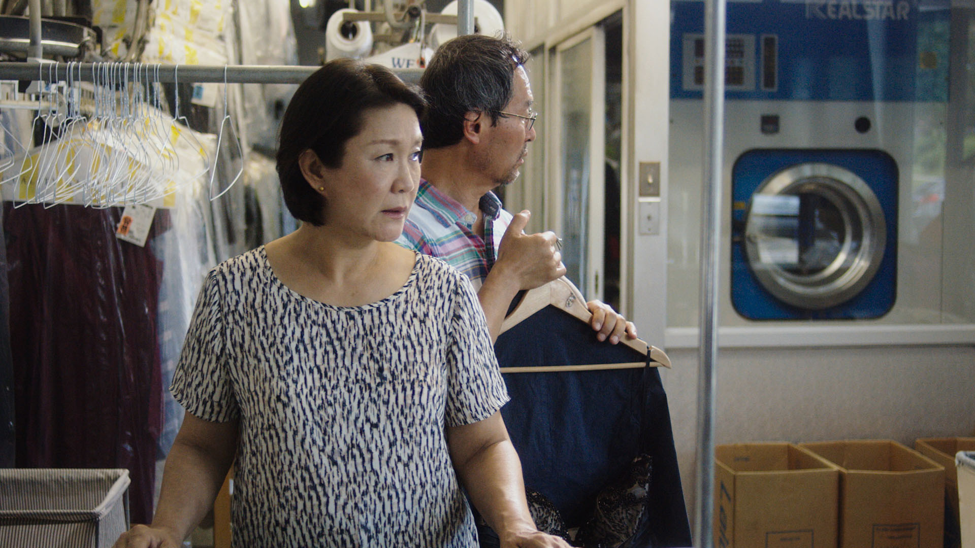 Happy Cleaners Background