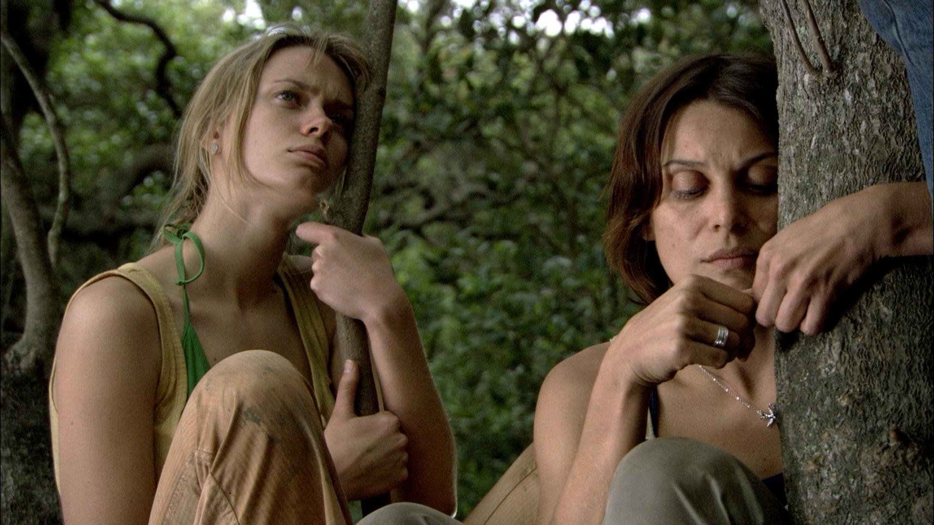 Black Water Background