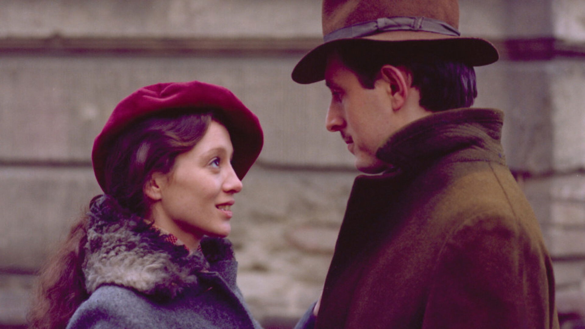 Angi Vera Background