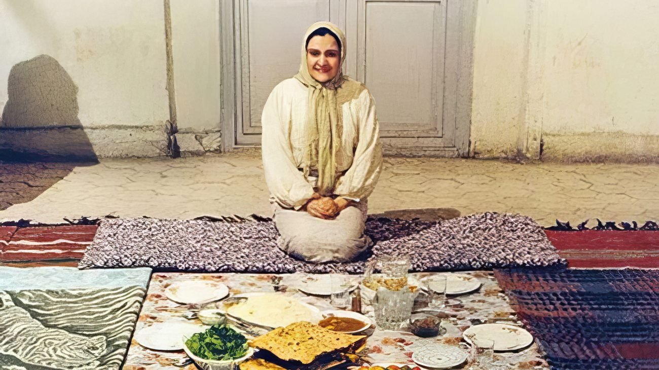 Mum's Guest Background