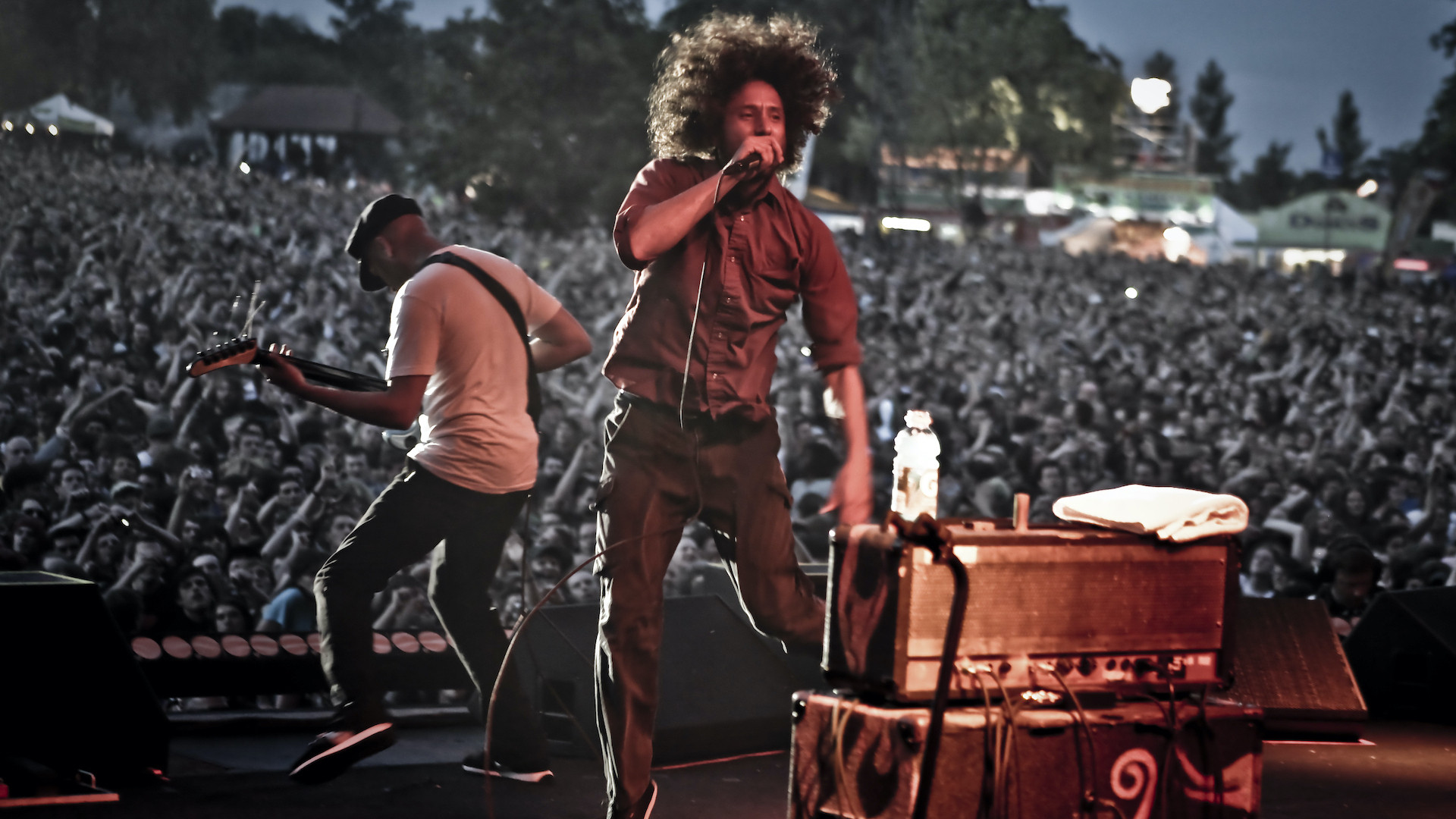 Rage Against The Machine: Live At Finsbury Park Background