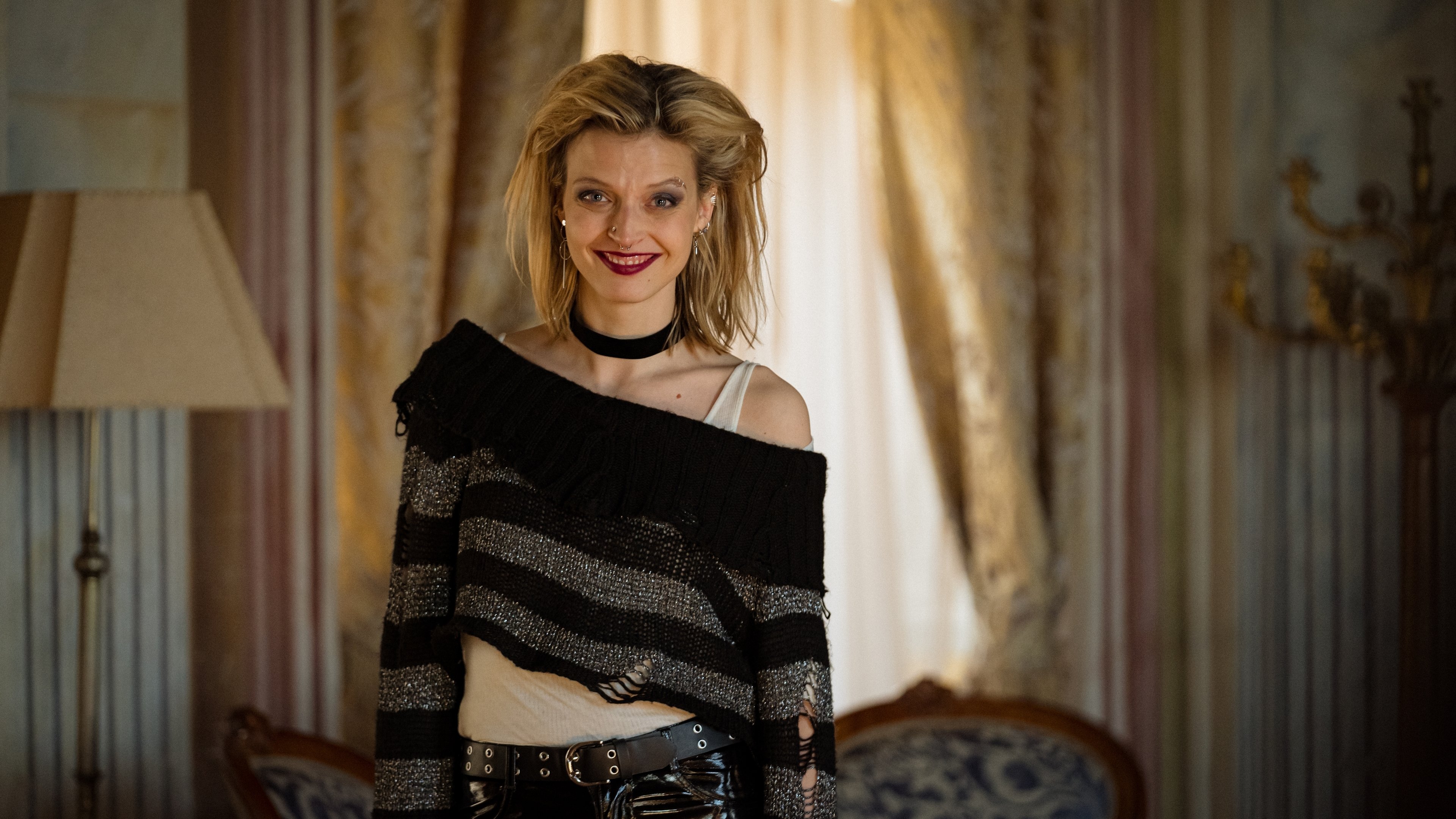 Aristocrat in the Boil Background