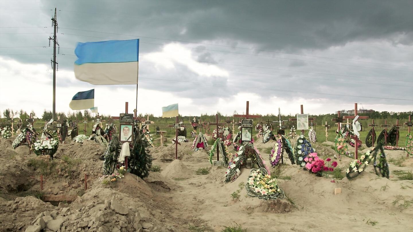 Ukraine - Sur les traces des bourreaux Background