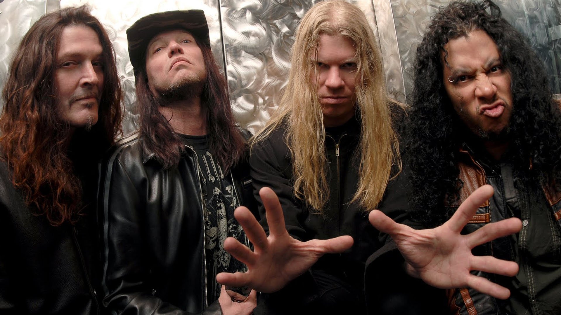 Nevermore: The Year of the Voyager Background