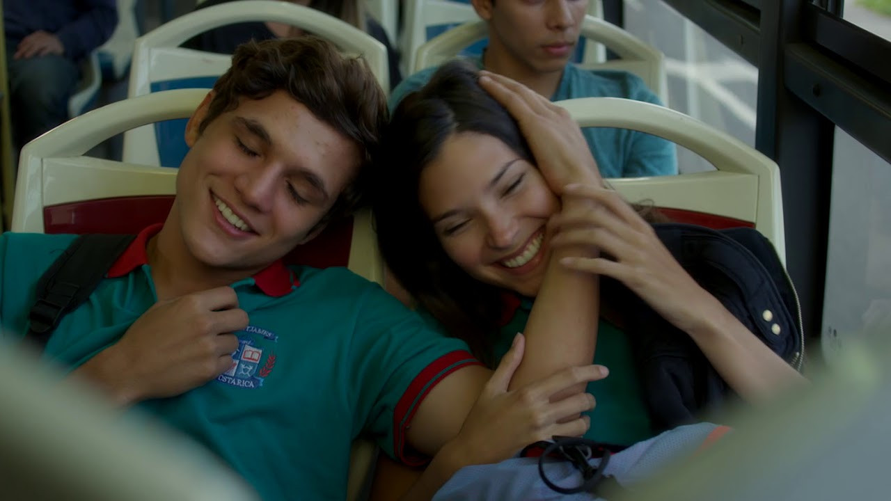 Buscando a Marcos Ramírez Background