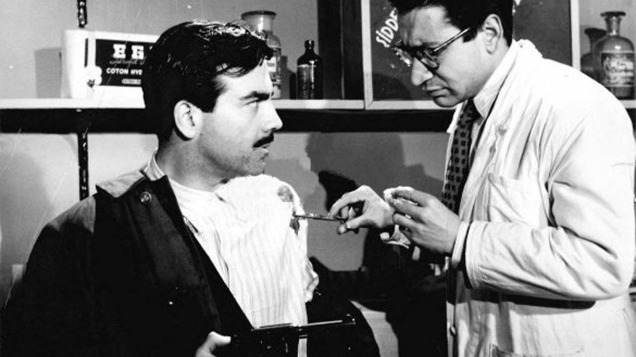 Rıfat Diye Biri Background