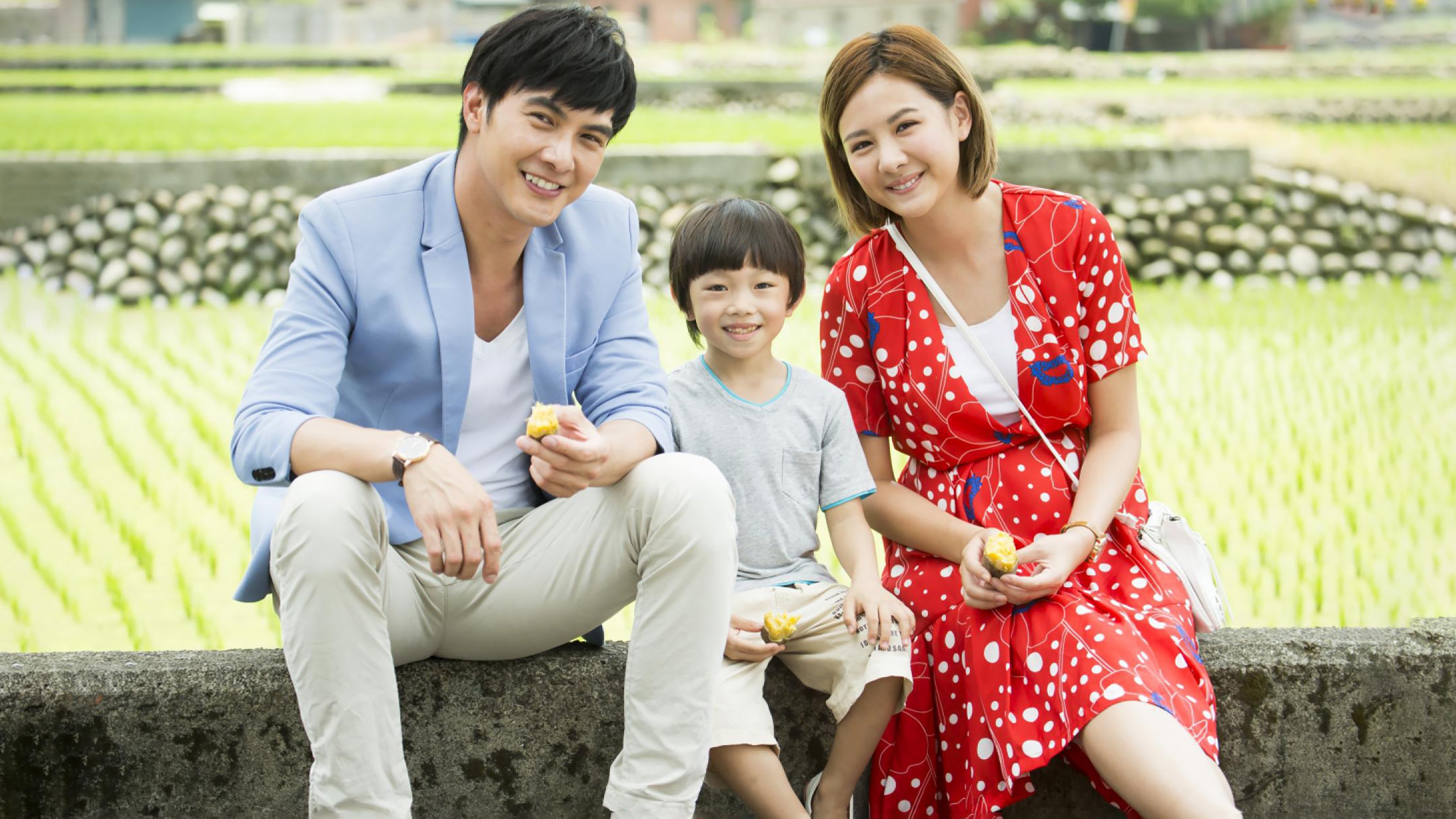 To the Dearest Intruder Background