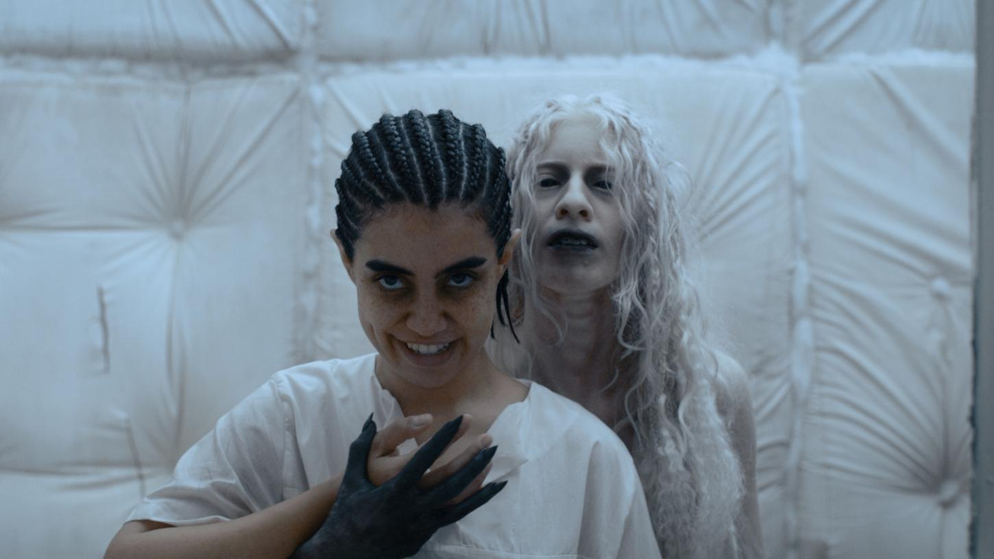 Mete miedo Background