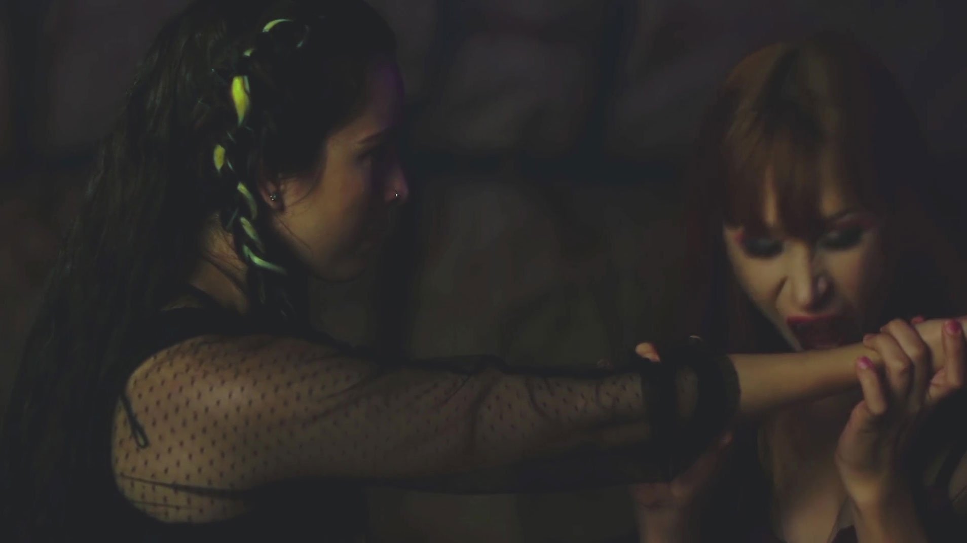 Domina Nocturna Background