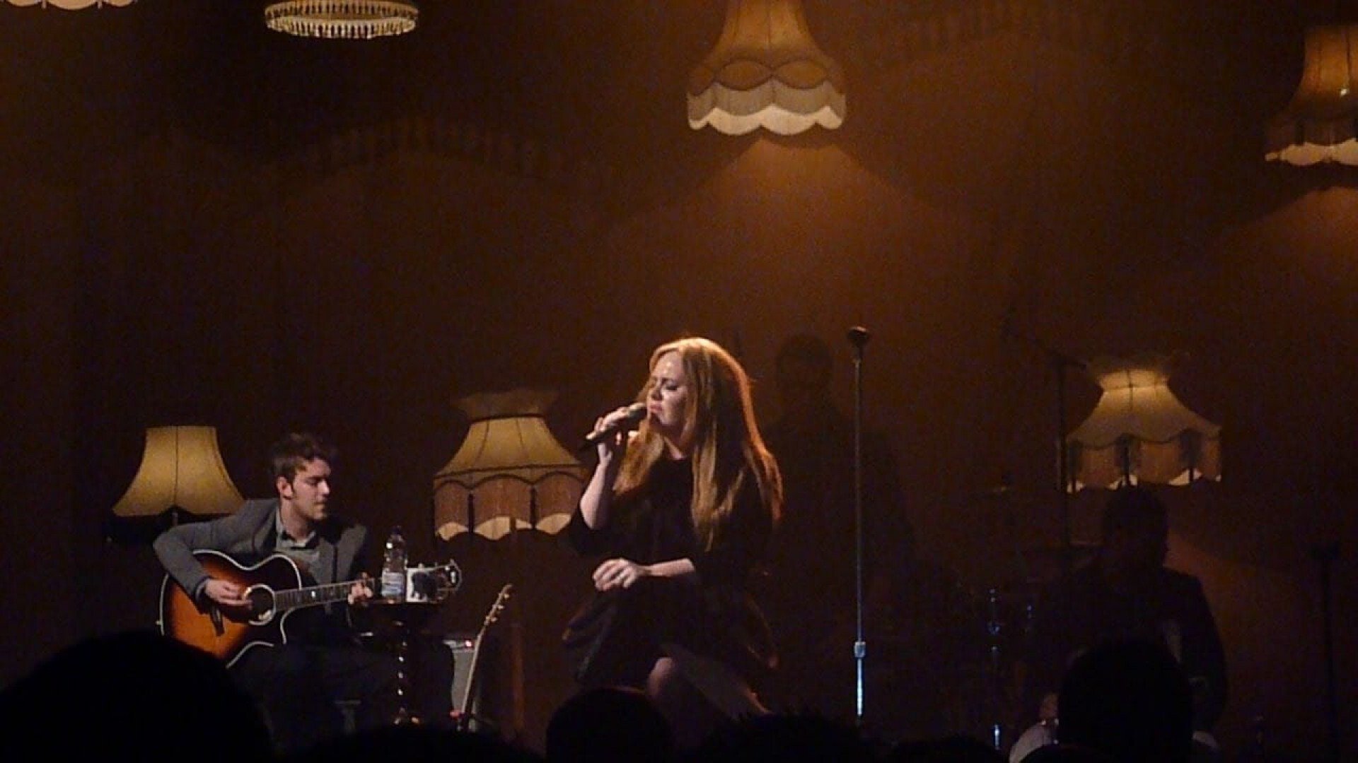 Adele Live at iTunes Festival London Background