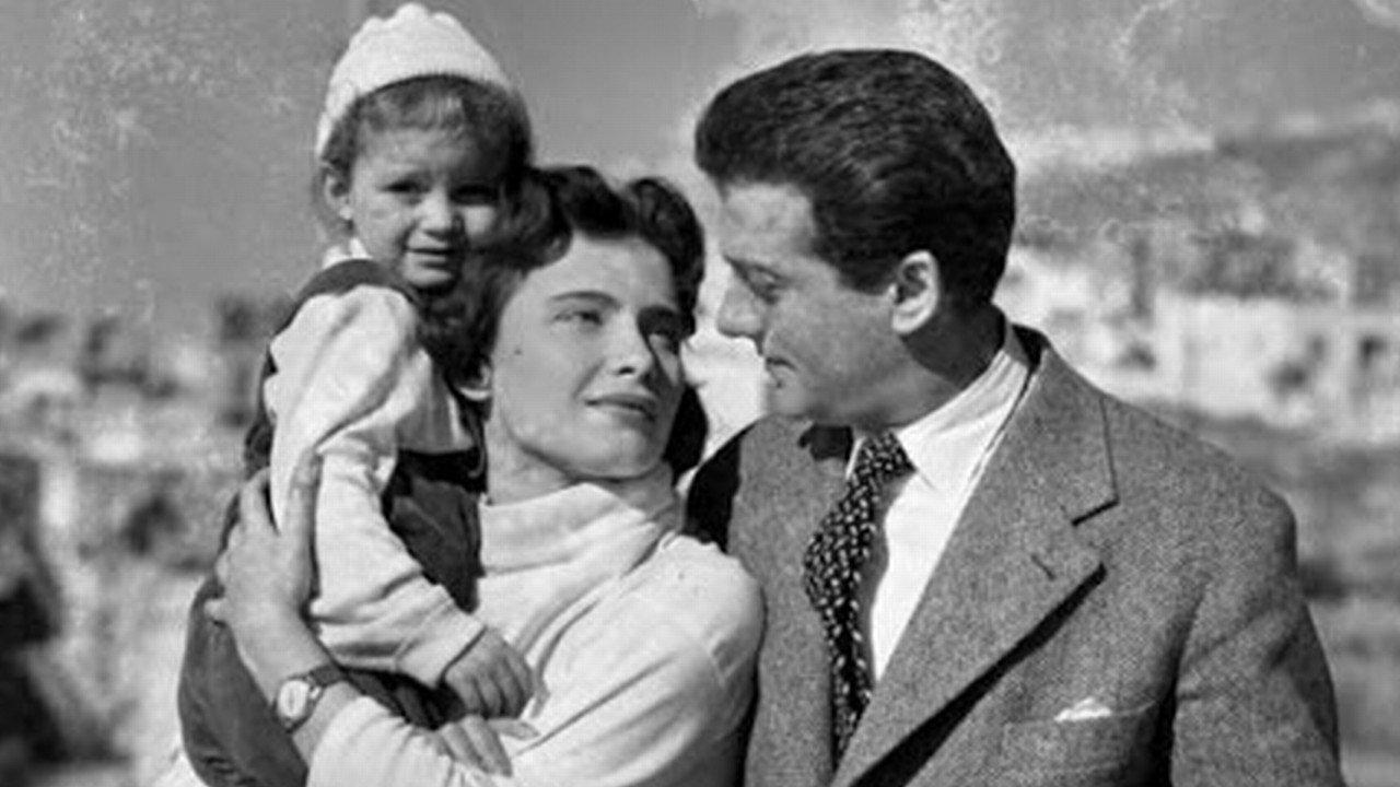 Laterna, Poverty and Carnation Background