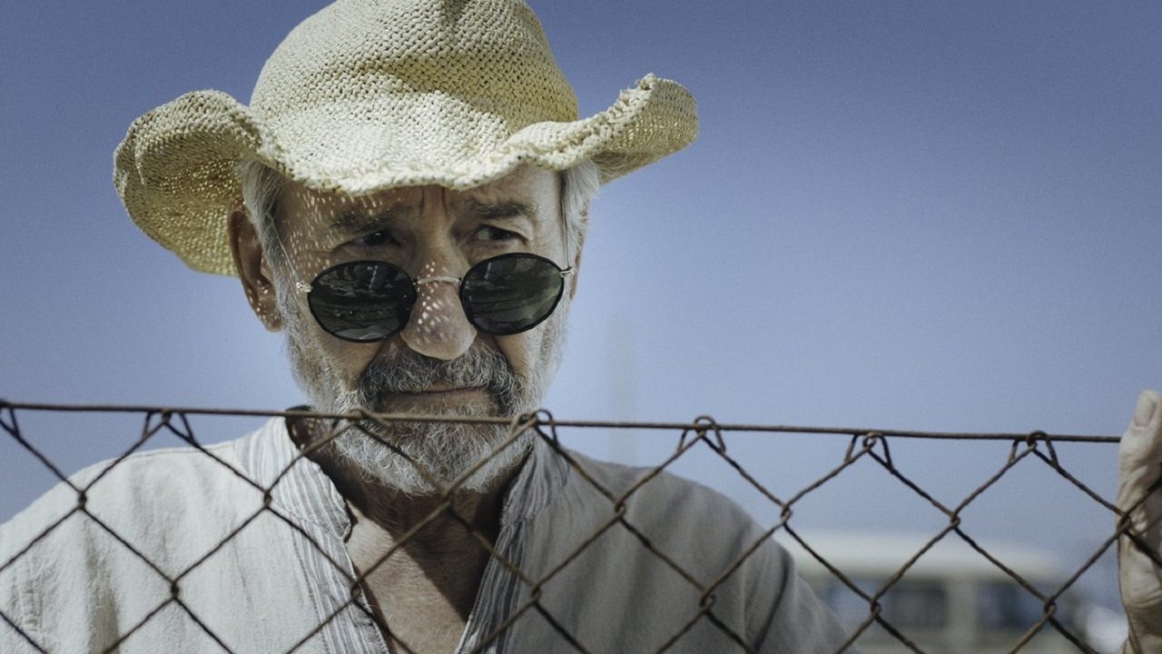 Formentera Lady Background