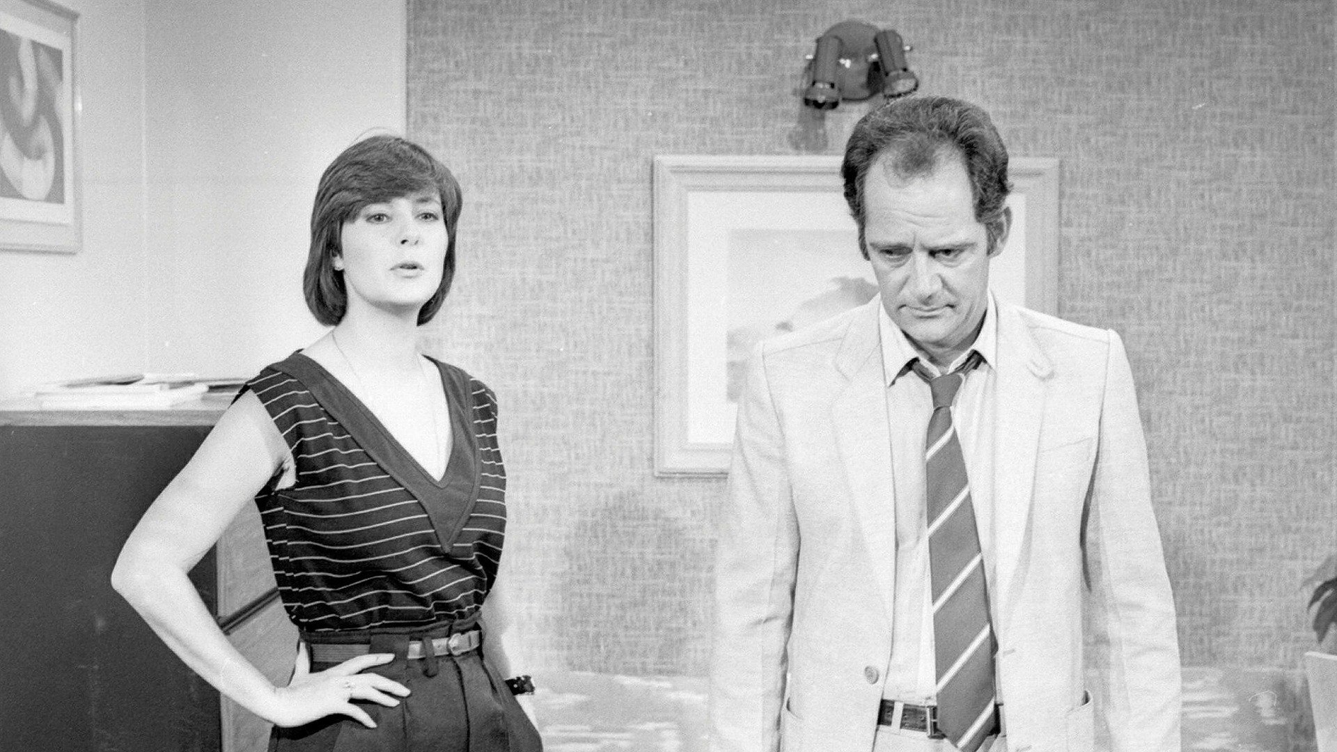 Pão-Pão, Beijo-Beijo Background