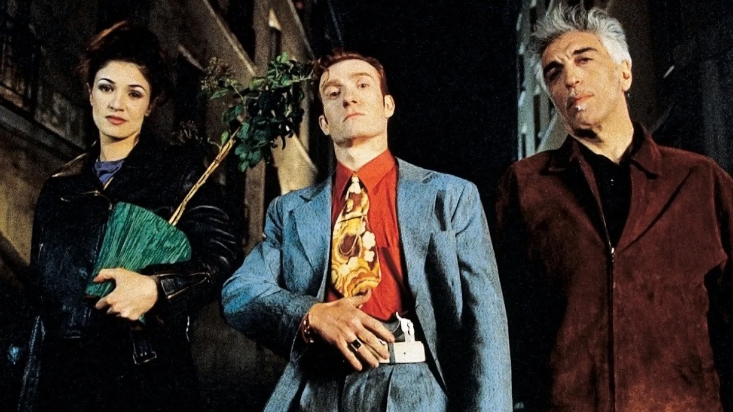 Les Grandes Bouches Background