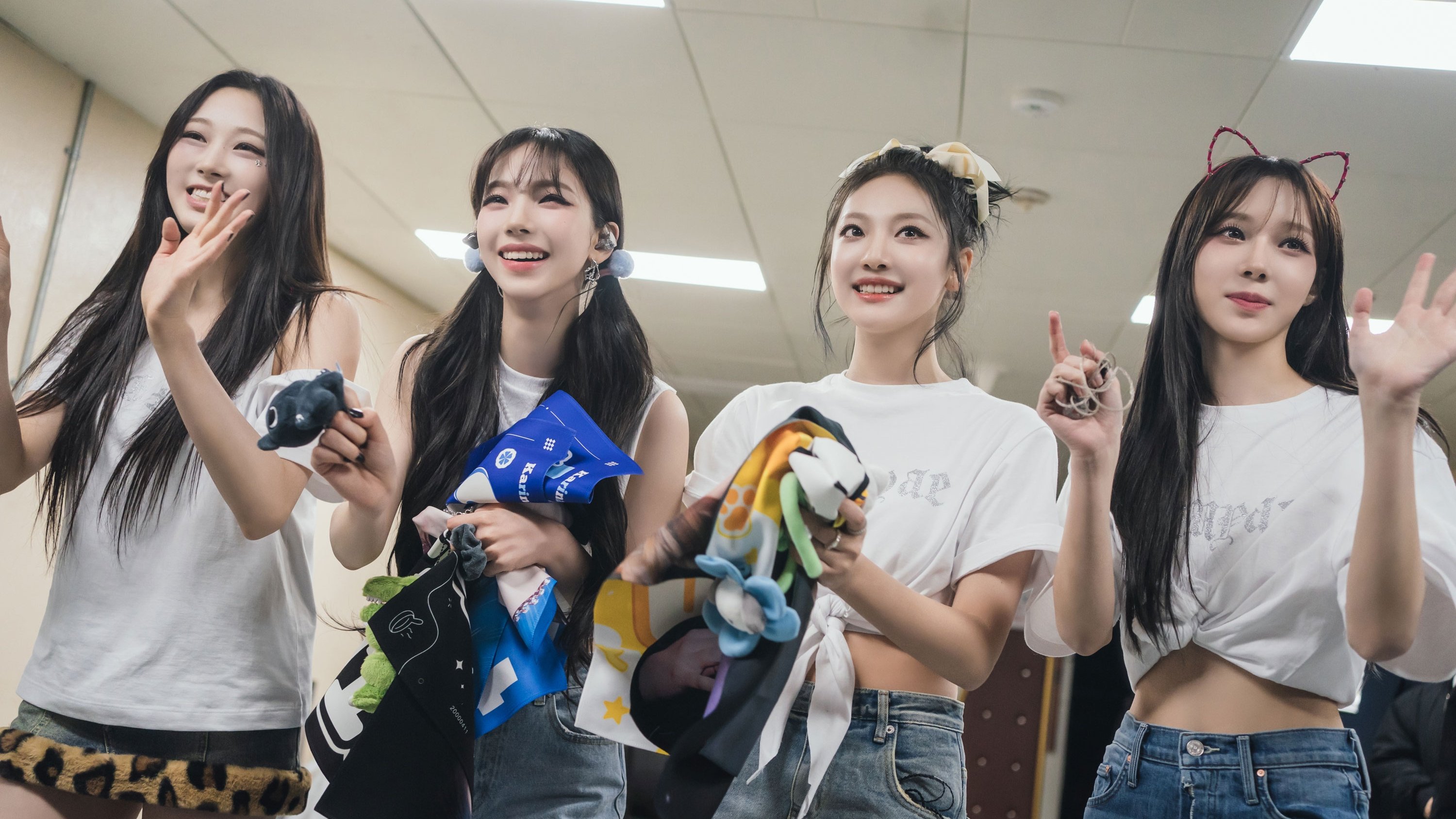 aespa: MY First page Background