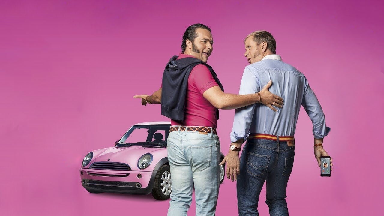 El mundo es suyo Background