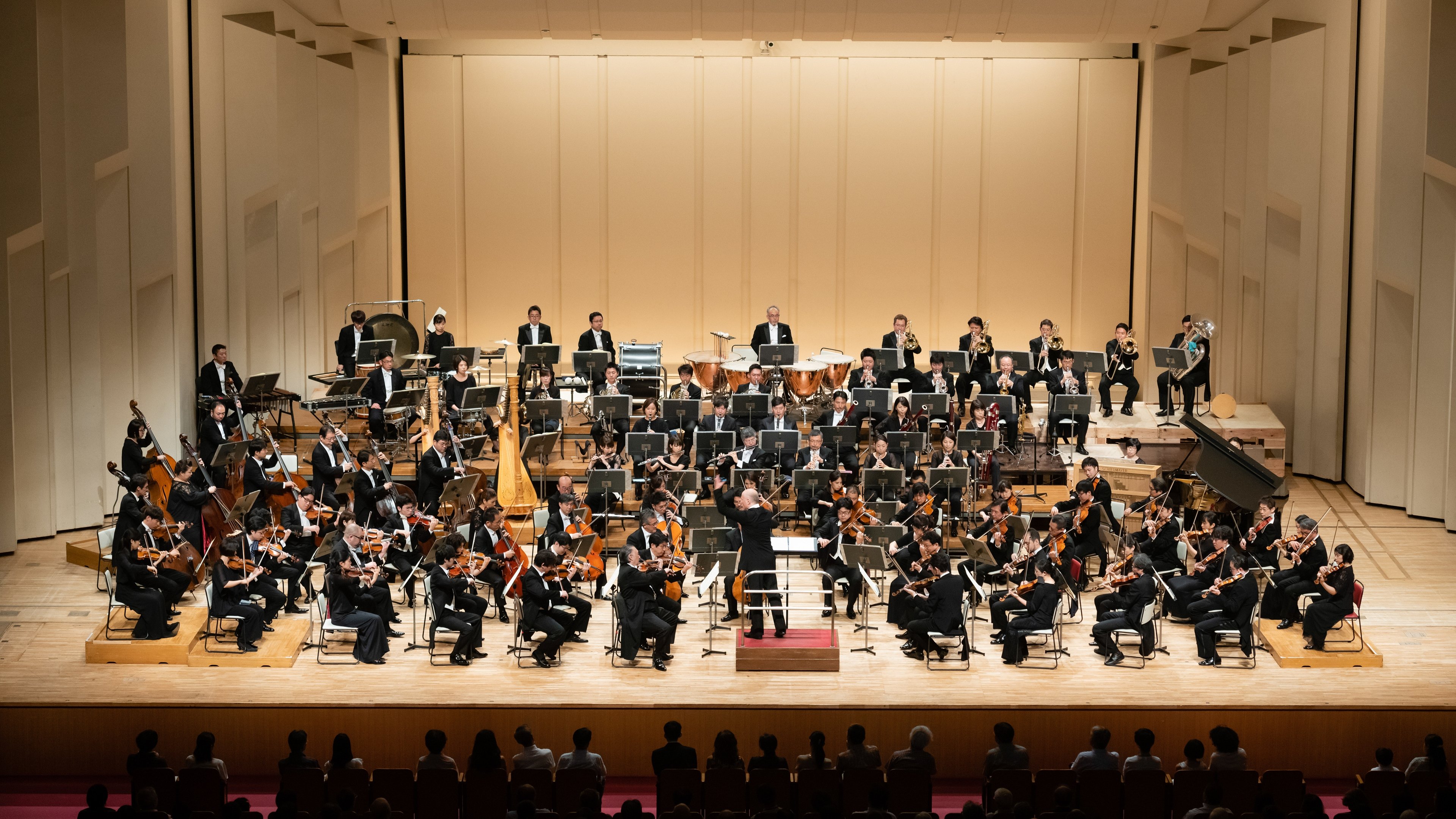 Masterpieces Performed by NHK Symphony Orchestra Background