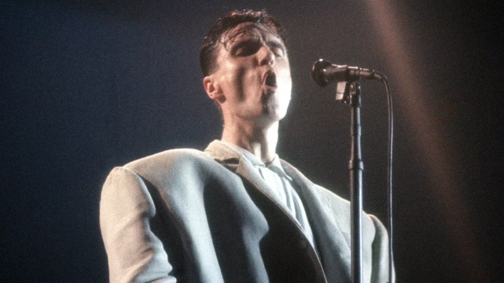 Stop Making Sense Background