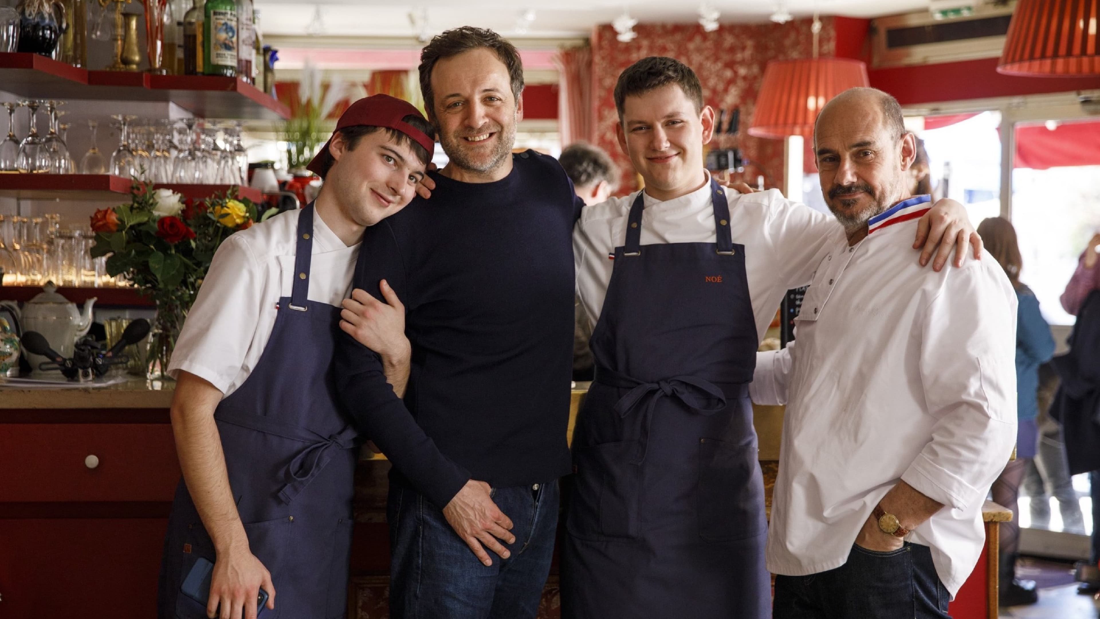 La Belle Étincelle Background