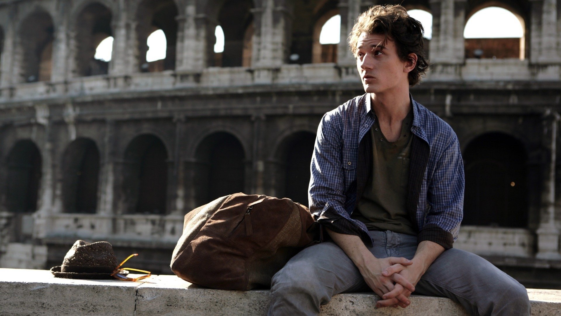 Eurotrapped Background