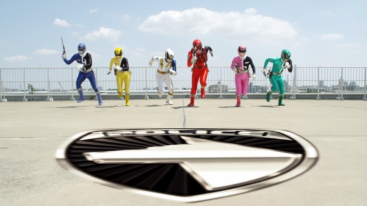 Tokusou Sentai Dekaranger: 10 Years After Background