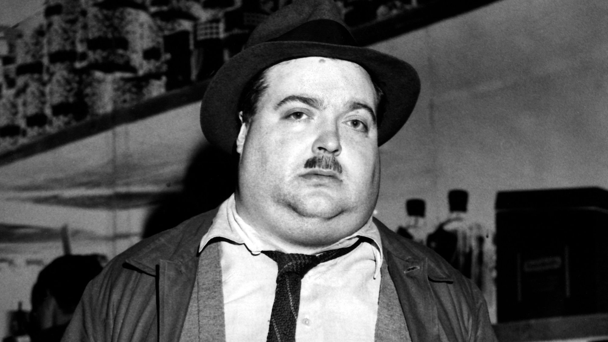 Der Herr Karl Background