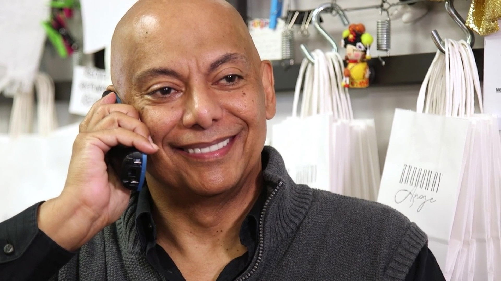 Triaphilia Background