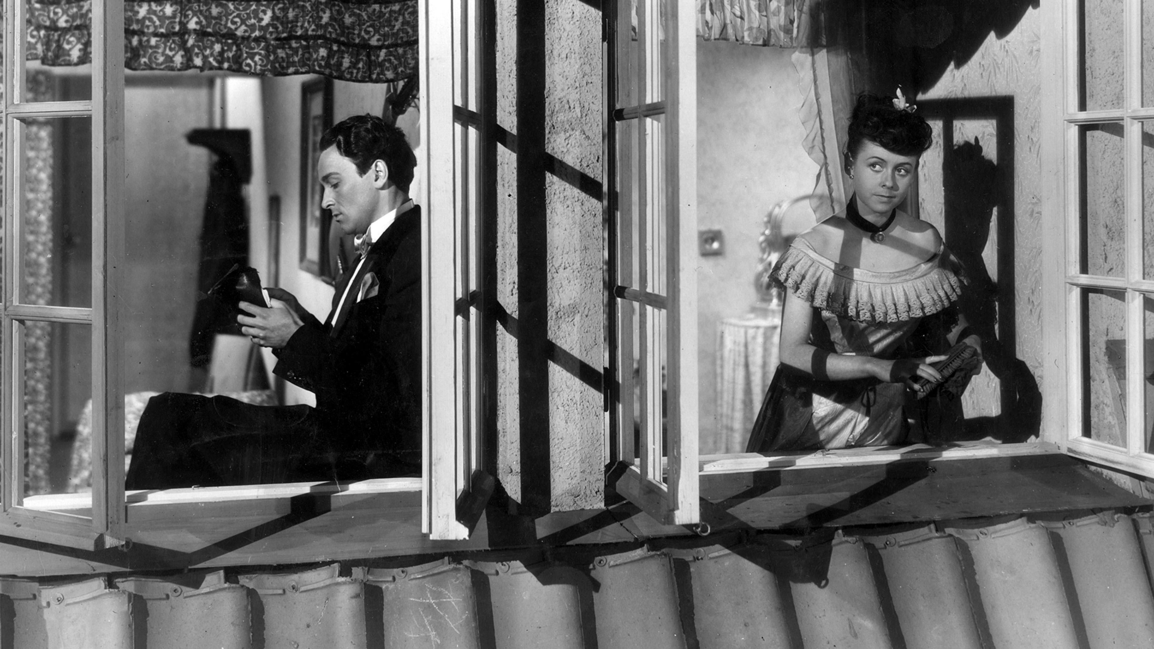 Toukokuun taika Background