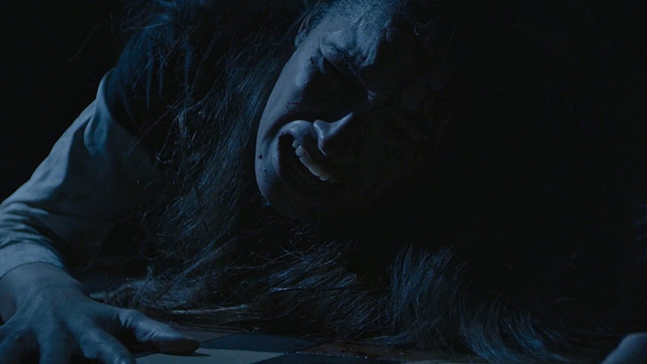 An English Haunting Background