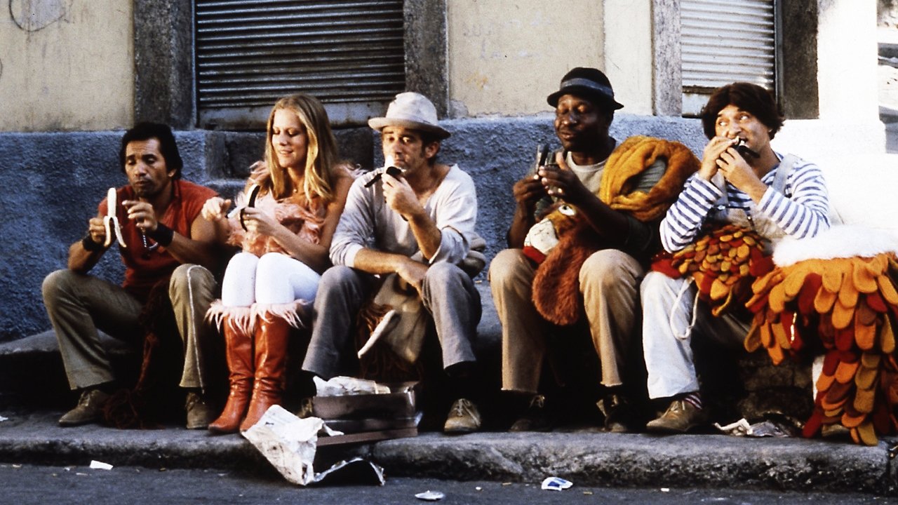 Os Saltimbancos Trapalhões Background