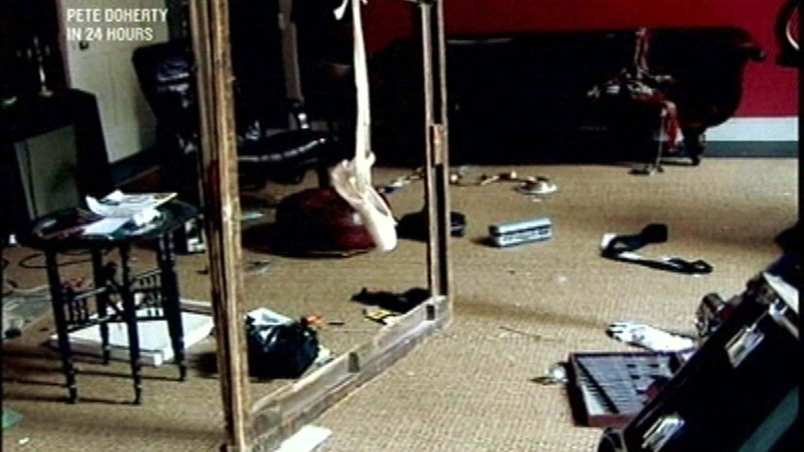 Pete Doherty in 24 Hours Background