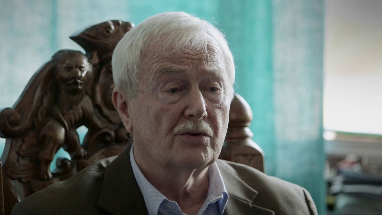 The Chemist's Return Background