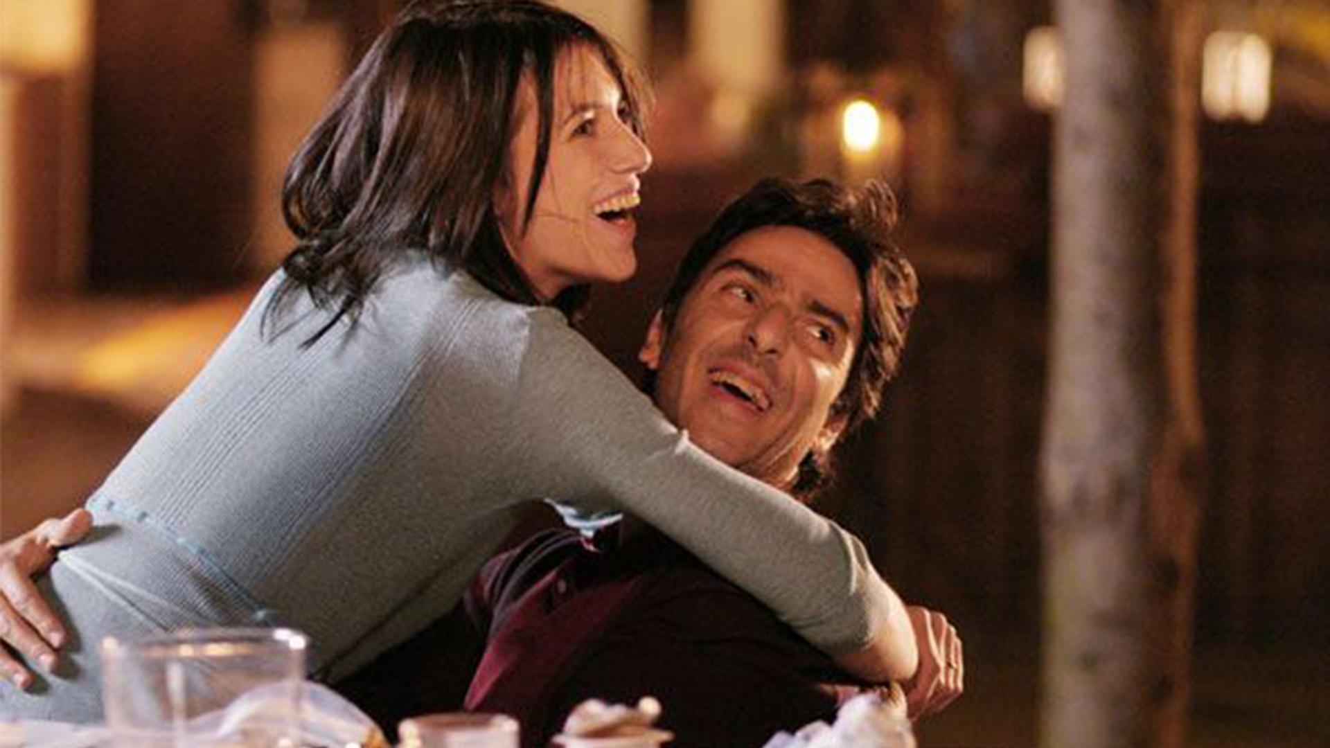 My Wife Is an Actress Background