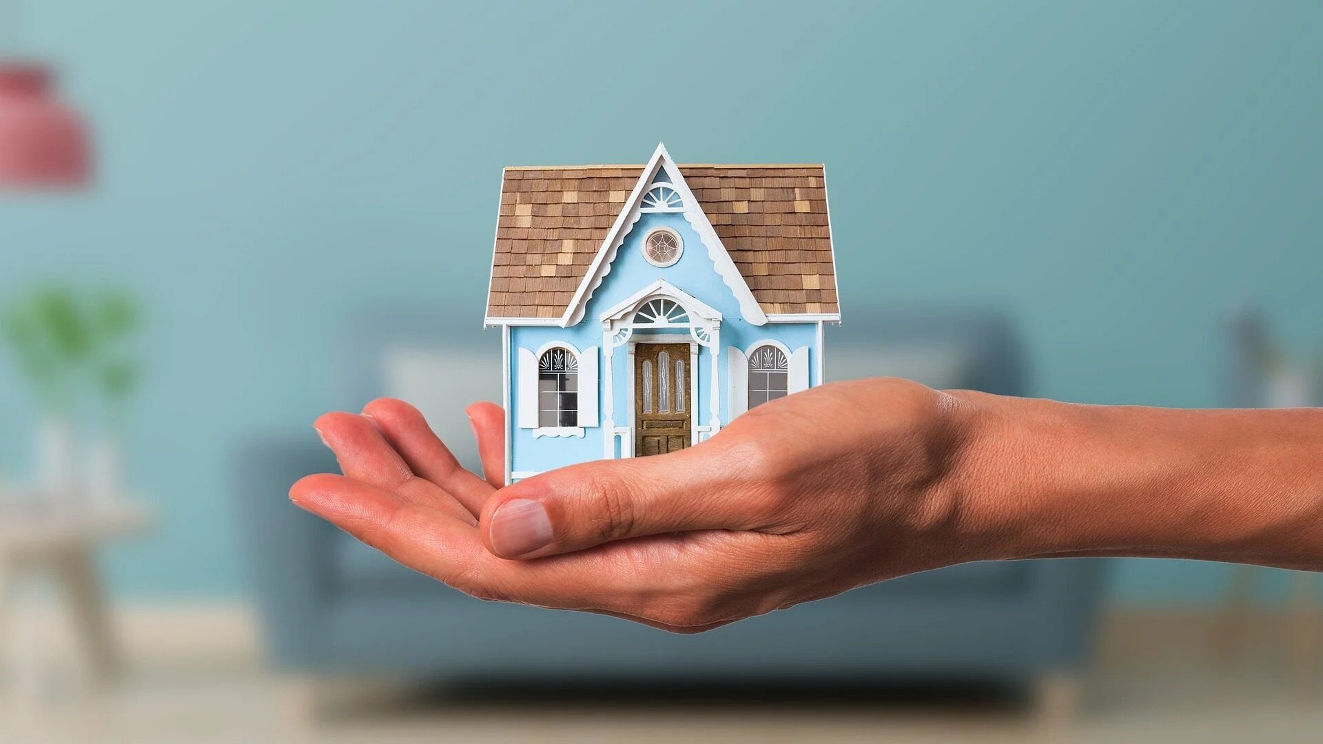 The Great Big Tiny Design Challenge Background