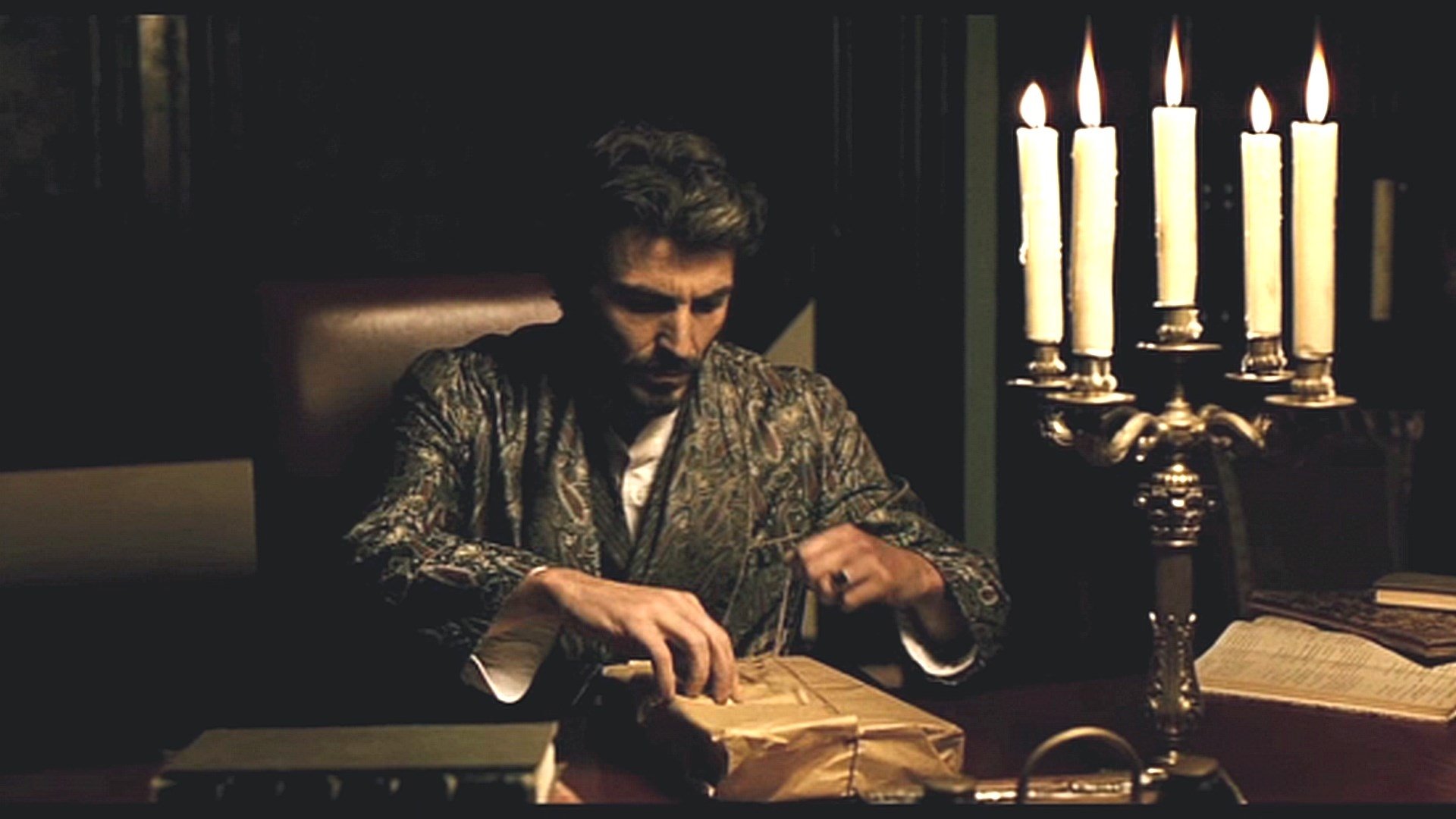 La herencia Valdemar Background