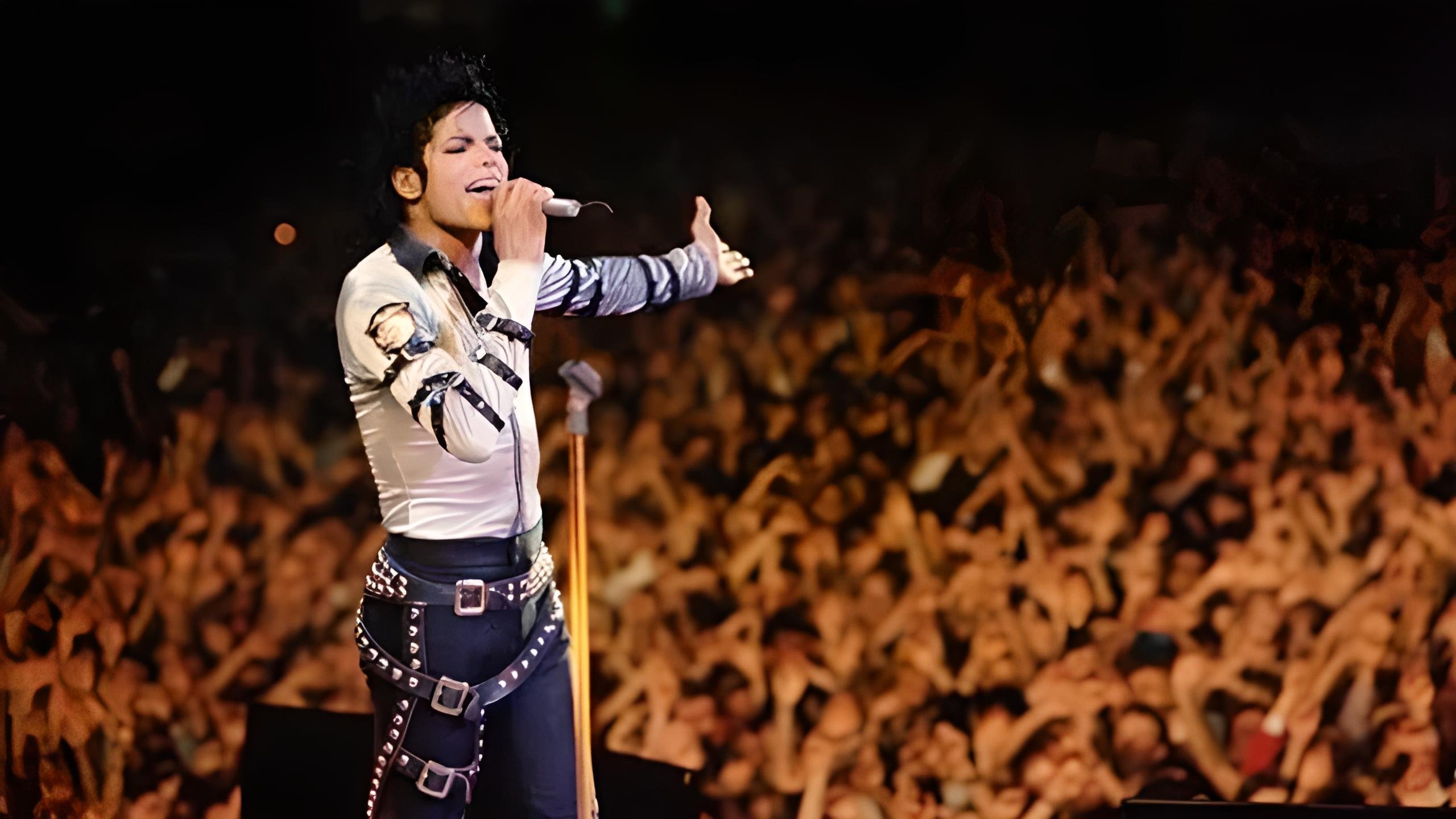 Michael Jackson: Live at Wembley July 16, 1988 Background
